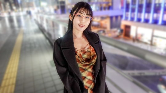 SIRO-5665 | 負面眼鏡女子太過色情！認為自己不受歡迎的消極發言女孩，被執著地挑逗敏感乳頭，用動漫聲音不斷高潮！一開始還有些避忌親吻，但隨著感官的刺激，漸漸變得越來越色情！最後更是主動伸出舌頭求欲，變得極度色情並高潮！【初拍】在網上投稿AV→AV體驗拍攝 2544 | 阿寶影音-成人影片,AV,JAV-專注精品‧長久經營
