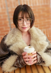 SIRO-5707 - 真面目的孩子是色情狂嗎？！色情都市傳說是真的嗎？！性慾旺盛的真面目女孩每天都在自慰來滿足自己的需求，現在性慾爆棚進入戰場！嶄新的都市傳說即將拉開序幕... - 阿寶影音-成人影片,AV,JAV-專注精品‧長久經營